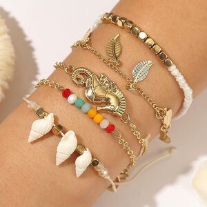 Boho conch shell bracelet set